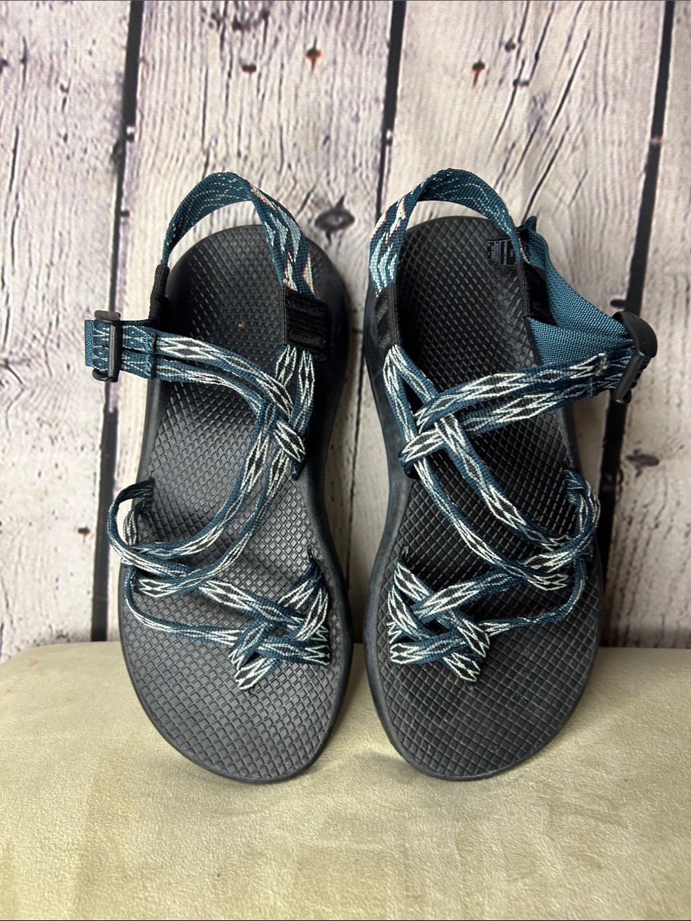 Chaco Angular teal performance footwear women’s size 8